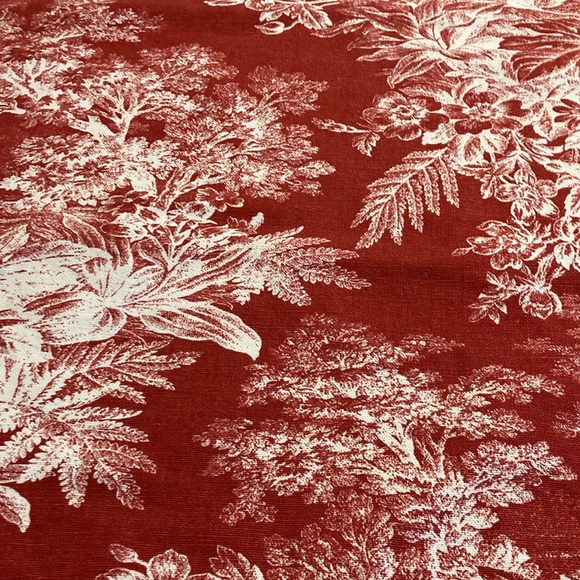 Pottery barn, table runner - Picture 2 of 4